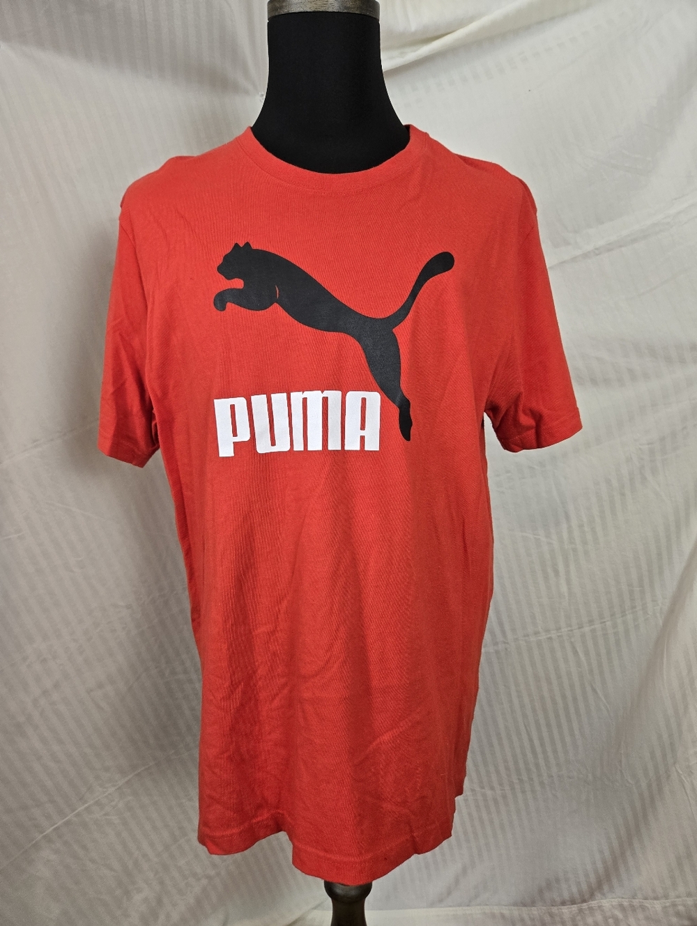 Puma Red SportLifestyle Logo Tee.  TM